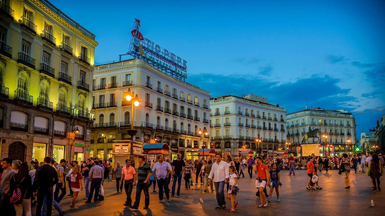 I Love Madrid Hostel Bagian luar foto