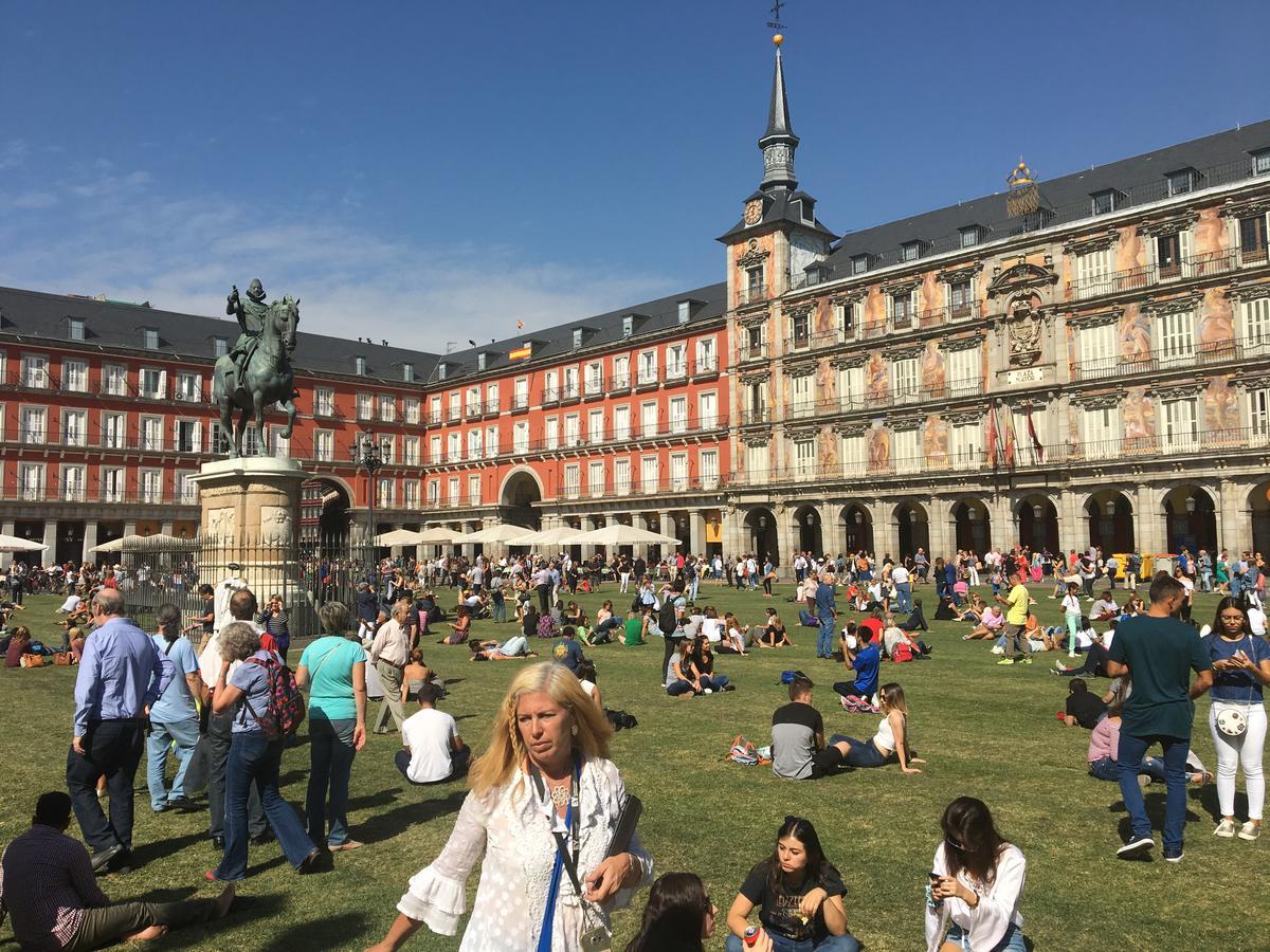 I Love Madrid Hostel Bagian luar foto